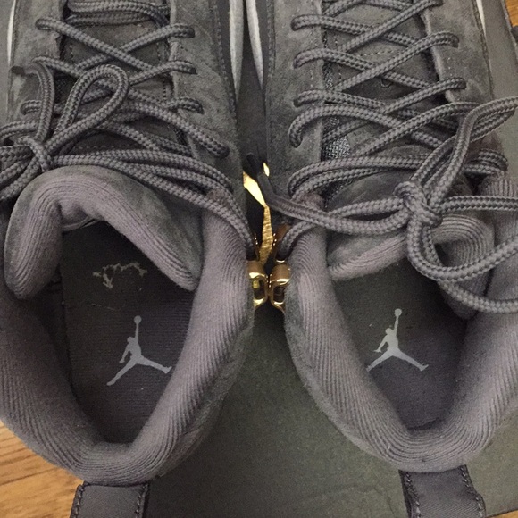 Air Jordan 12 Retro - Picture 5 of 7